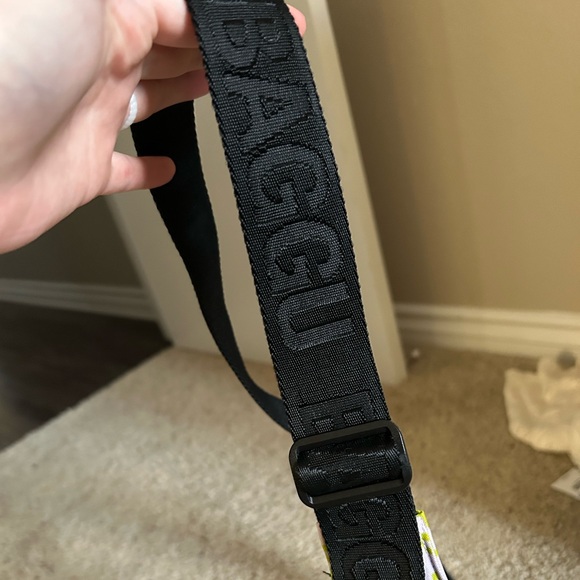 Baggu medium crescent bag - pixel gingham - Picture 4 of 5